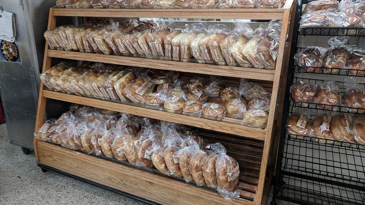Love Curros London – bakery in East Village, London